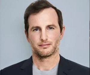 Airbnb co-founder, who is also a Brookwood High School graduate, will speak at his alma mater’s graduation ceremony