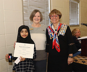 Winn Holt Elementary School student wins Philadelphia Winn DAR’s American History Essay Contest